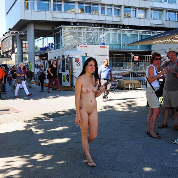 Nudity in public